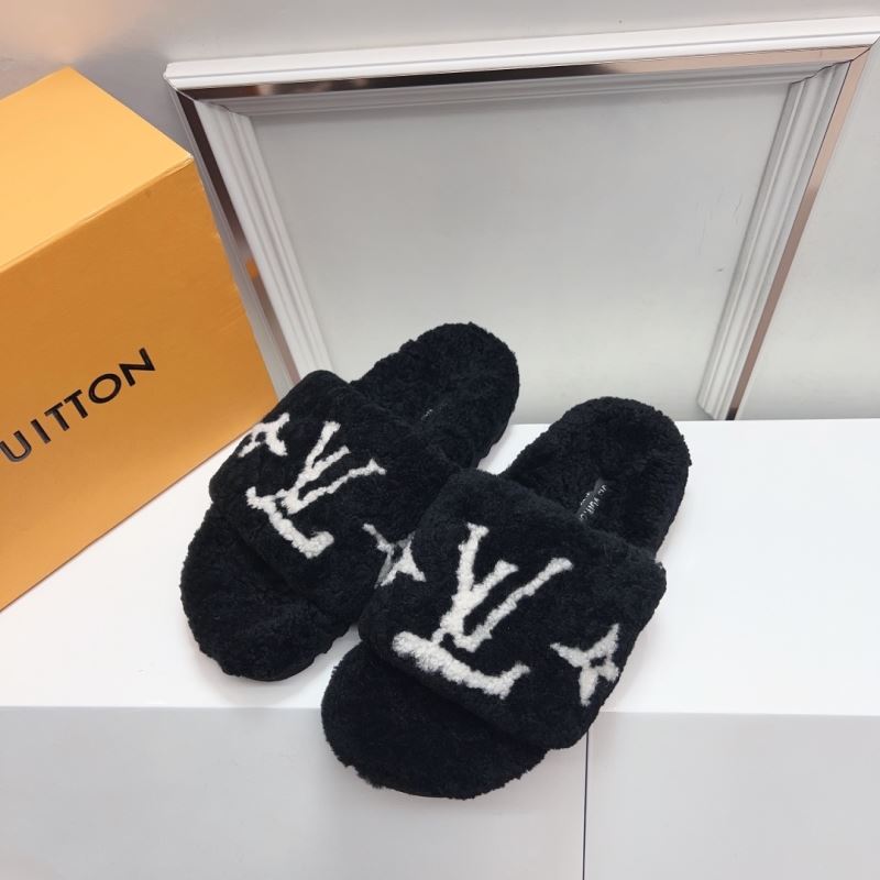 Louis Vuitton Slippers